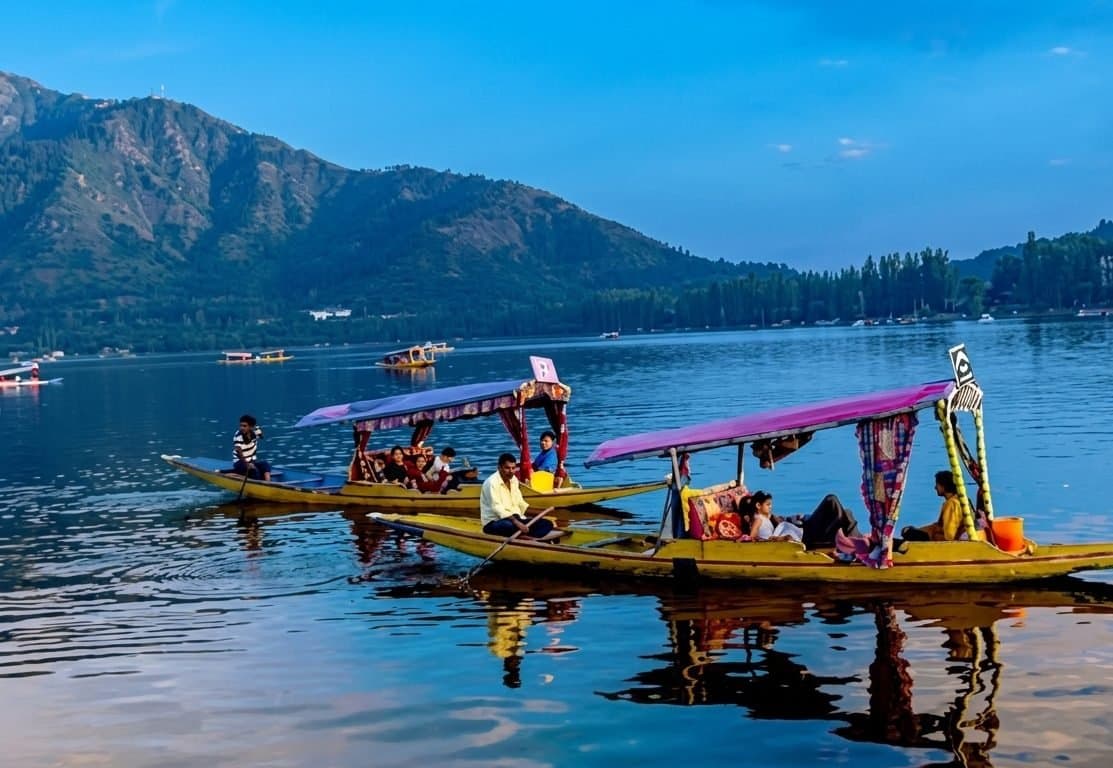 8 Days 7 Nights Kashmir Tour Package – Best & Complete Kashmir Trip
